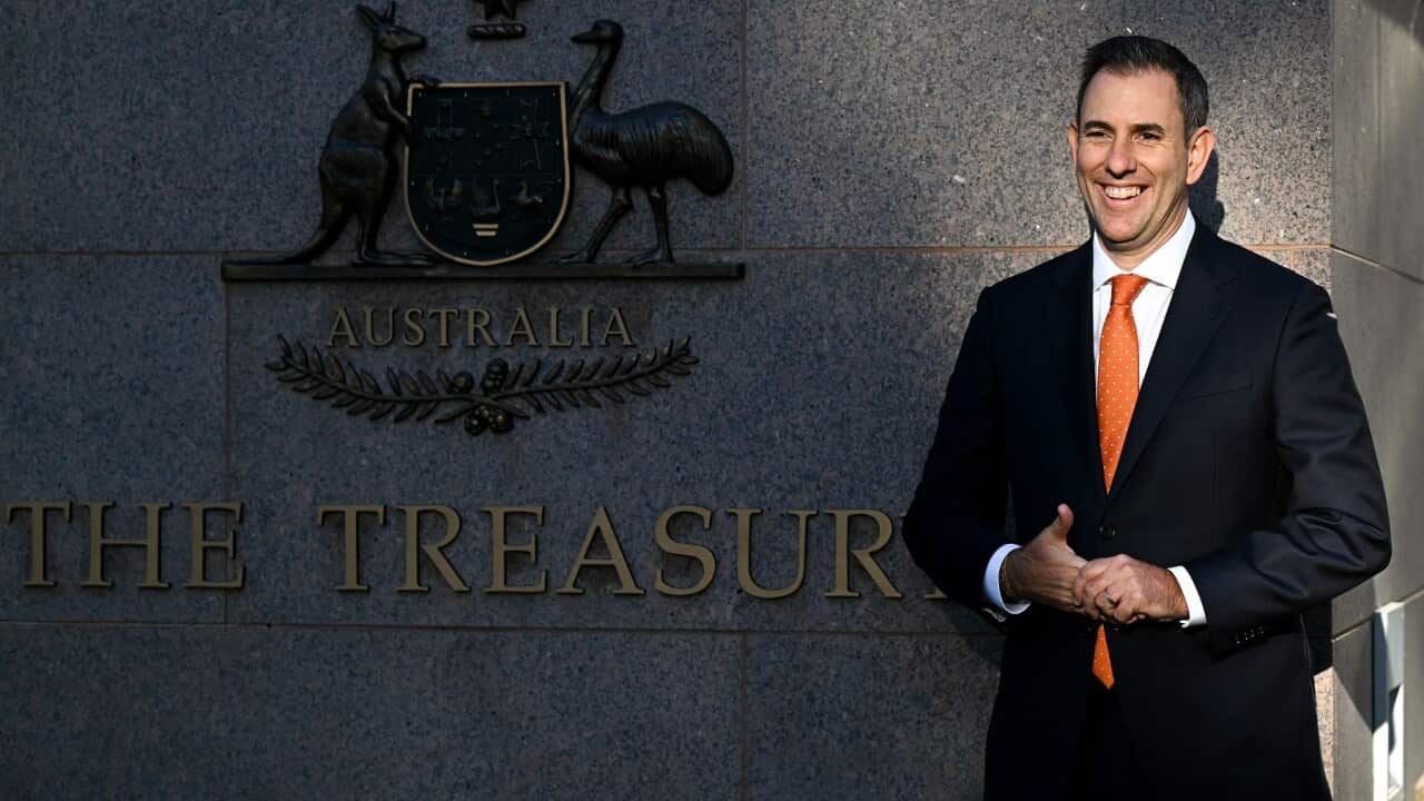 BUDGET23 JIM CHALMERS PORTRAIT