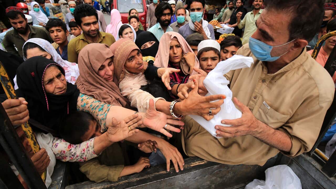 Free food distribution in Ramadan