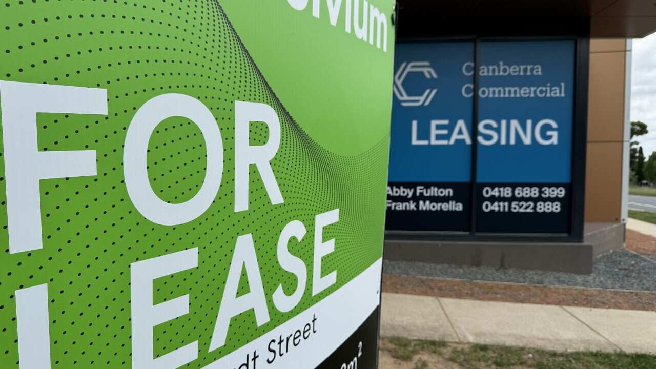 COST OF LIVING STOCK