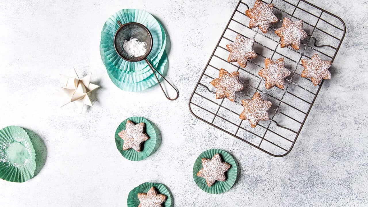 Chocolate and almond spice cookies (basler brunsli)