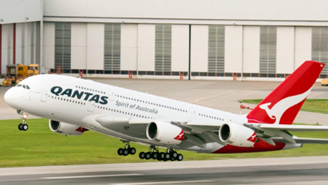 qantas_100421_aap_2122530516