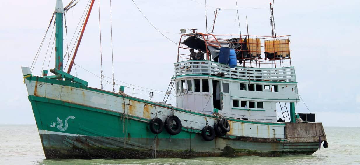 More than 500 feared dead after two boats sink near Myanmar