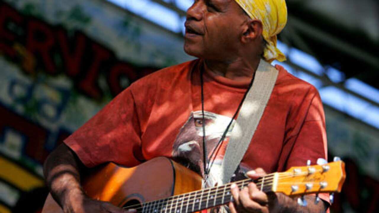 archie_roach_101014_L_getty_1268520922