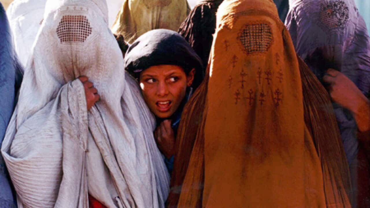 burka_L_2406_getty_35094695