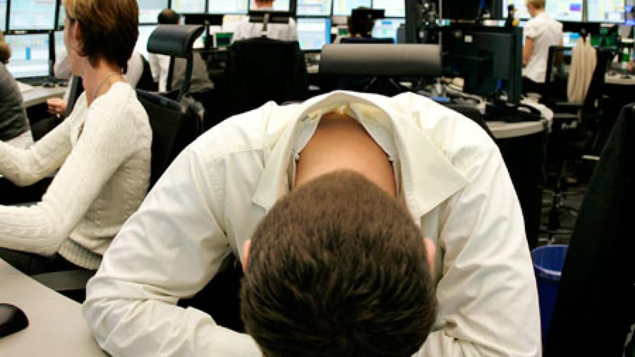 WORLD-MARKETS-1110-L-aap_773606207