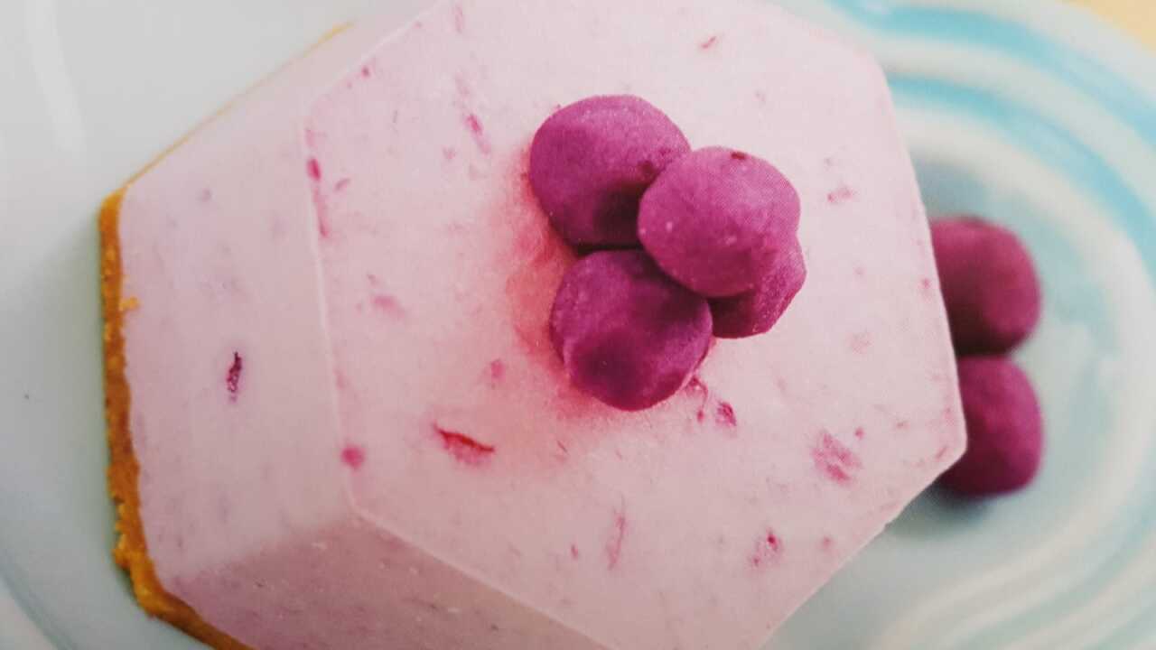 purple sweet potato cheese cake