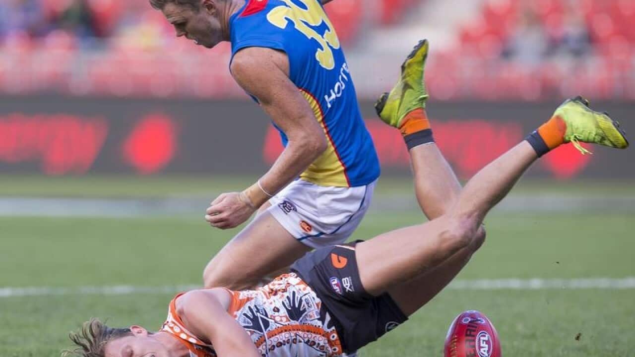 AFL GIANTS SUNS WHITFIELD