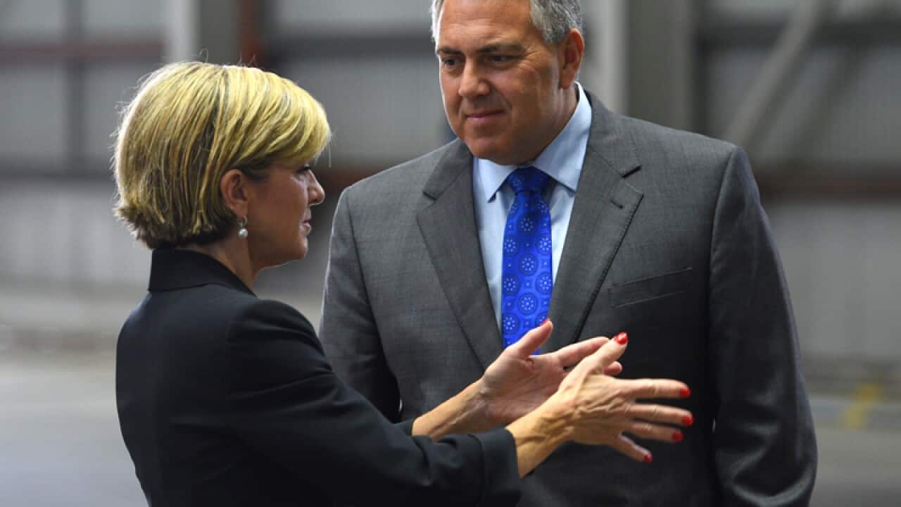US Ambassador Joe Hockey (R)