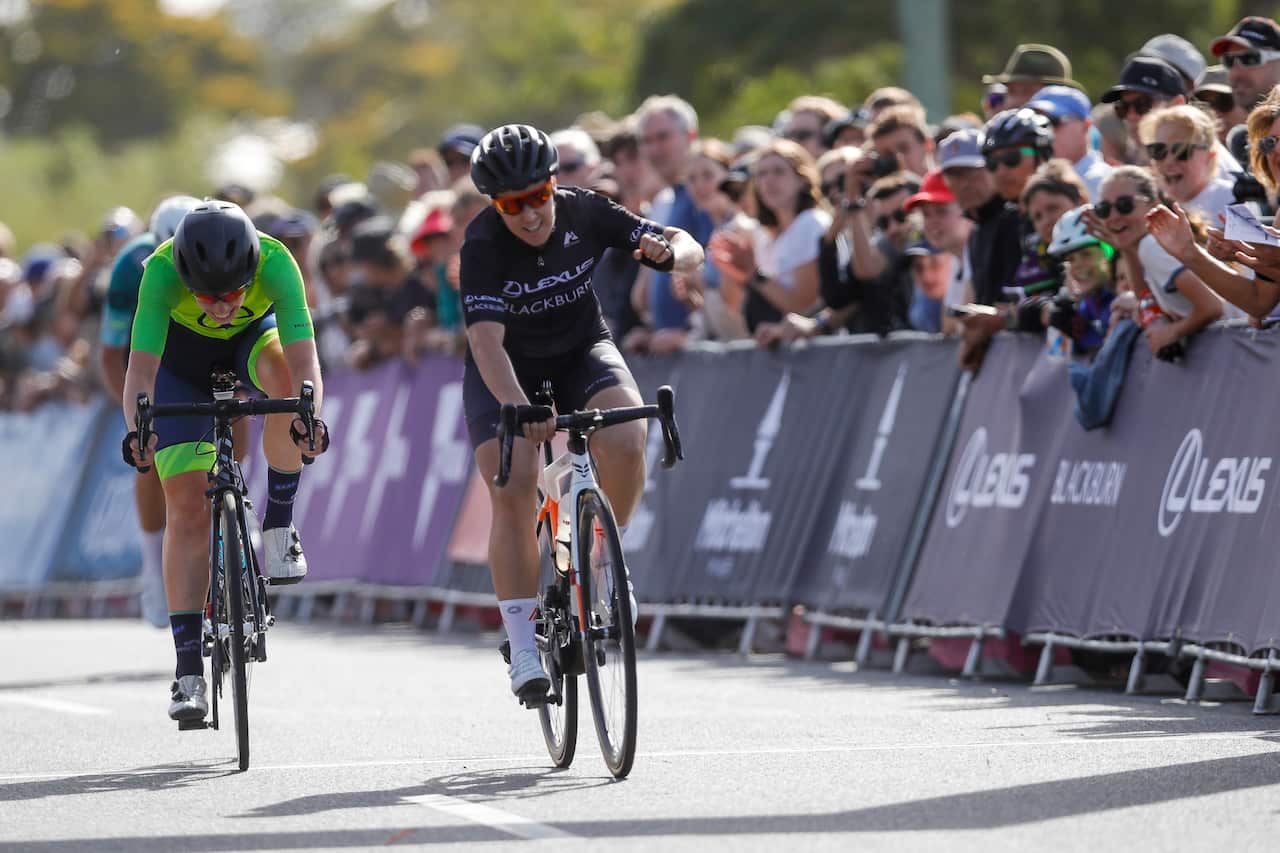 Chloe Hosking wins Day 2 of the 2020 Bay Crits