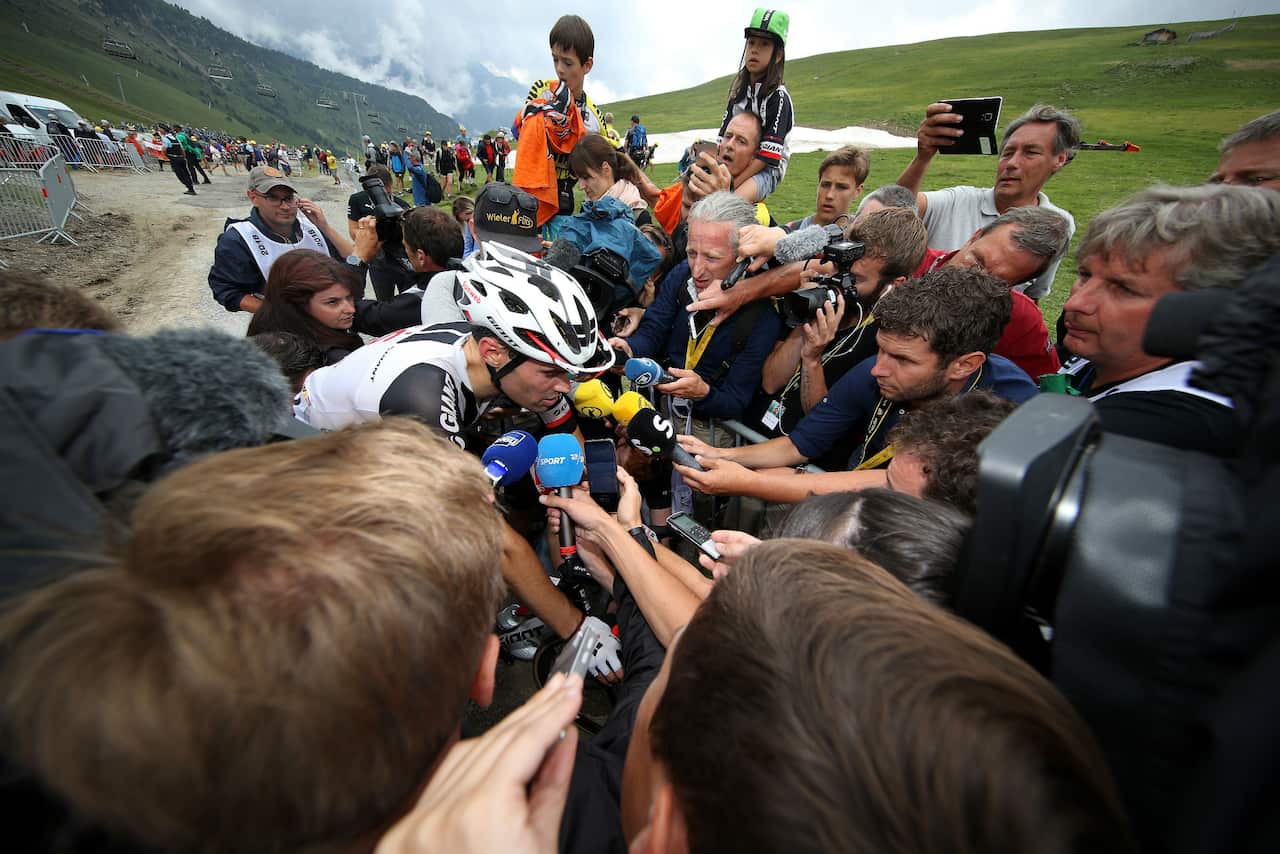 The press and public want Tom Dumoulin to do something magical but his best bet is to wait till the time trial.