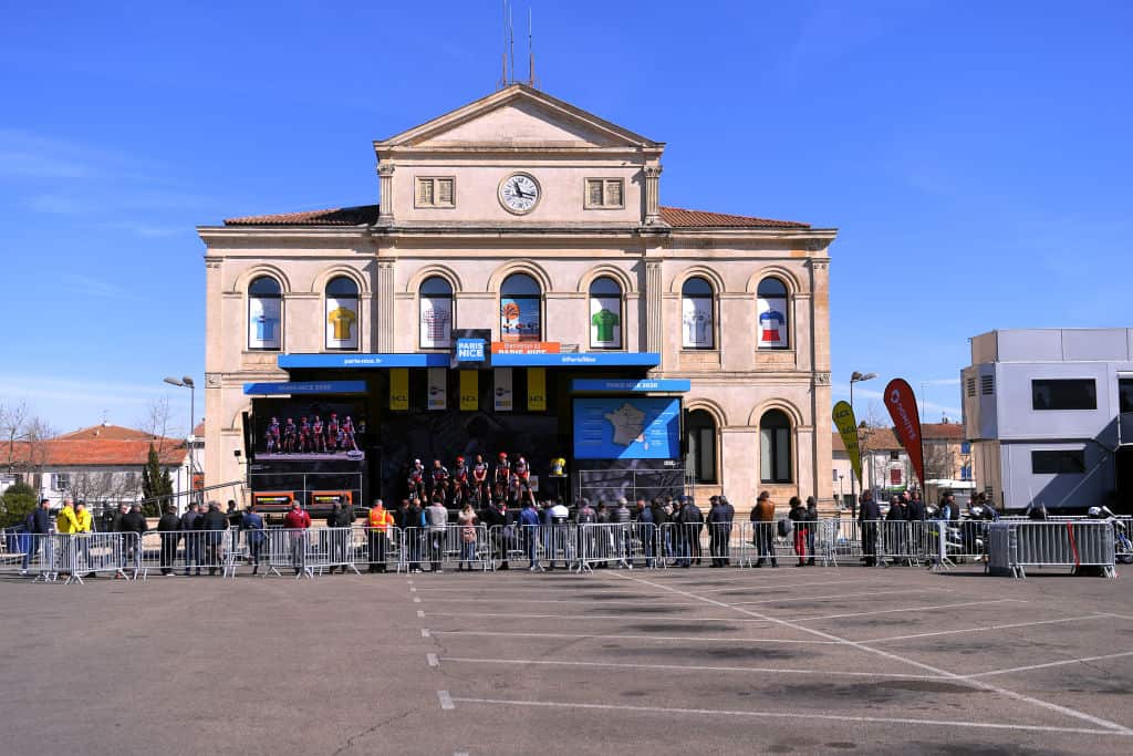The reality of the coronavirus outbreak at Paris-Nice 2020 Stage 6