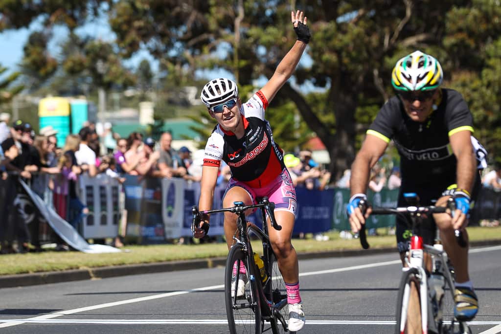 Melbourne To Warrnambool,  Lauretta Hanson