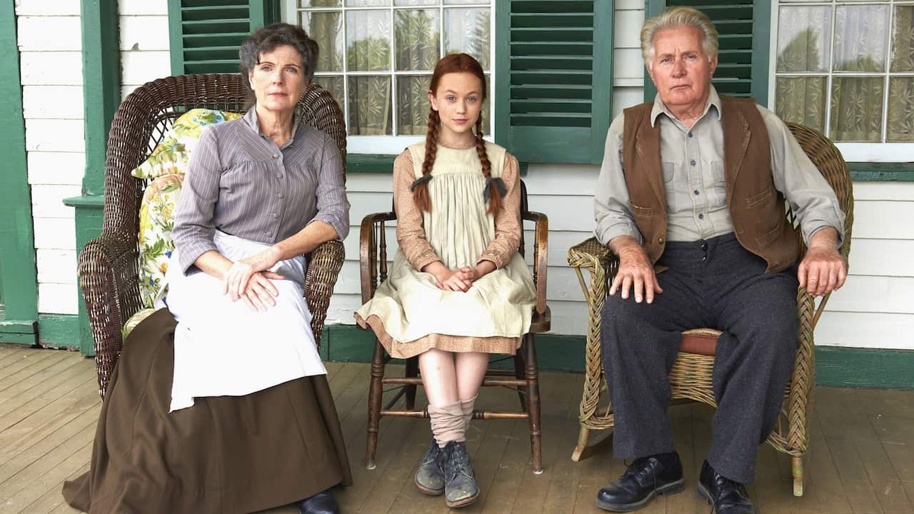 anne-green-gables-backdrop.jpg