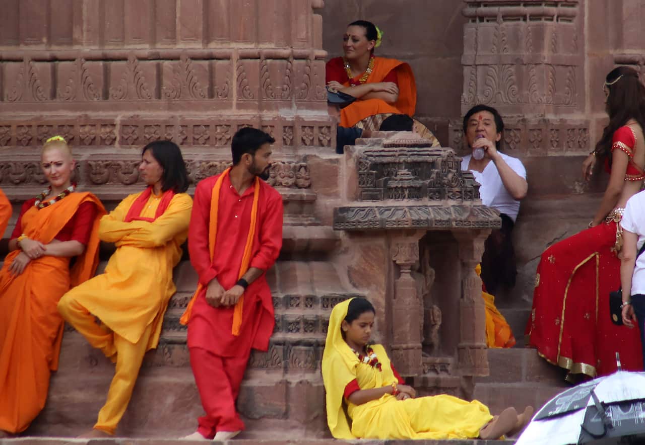 enlisted the help of prominent choreographer and producer Farah Khan