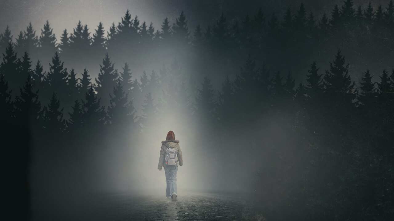 girl-fog-backdrop.jpg