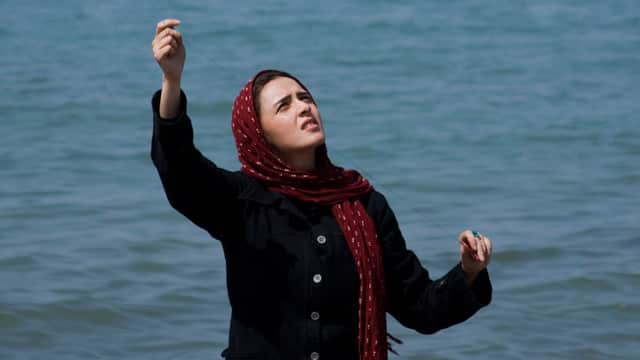 about_elly_640_211840837