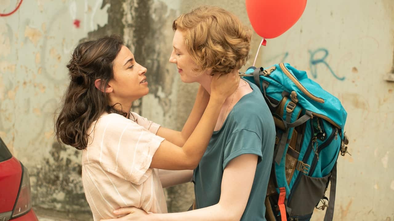 Kiss ME Before It Blows Up