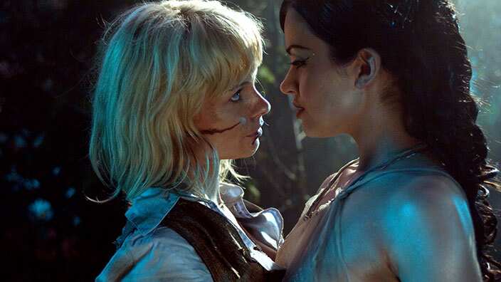 lesbian-vampire-killers_704.jpg