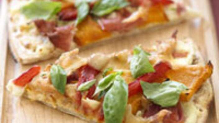 Ricotta, pumpkin and capsicum pizza