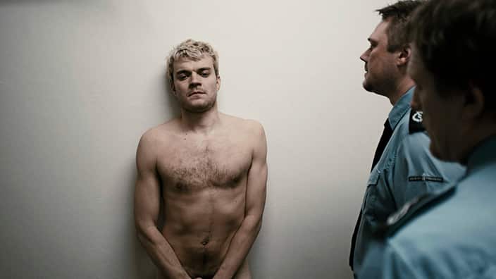 R, Pilou Asbaek, Tobias Lindholm