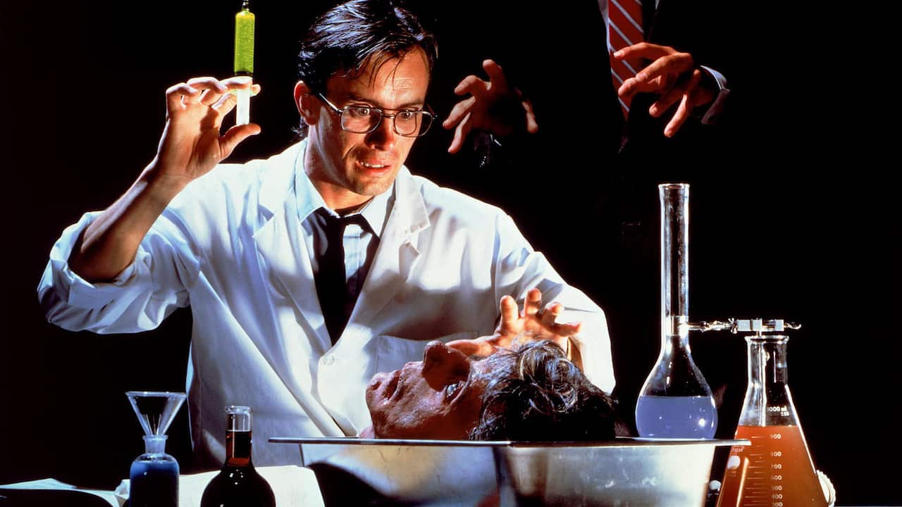 re-animator-backdrop.jpg