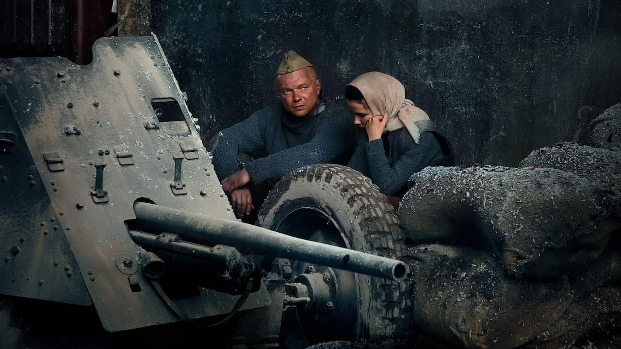 stalingrad-backdrop.jpg