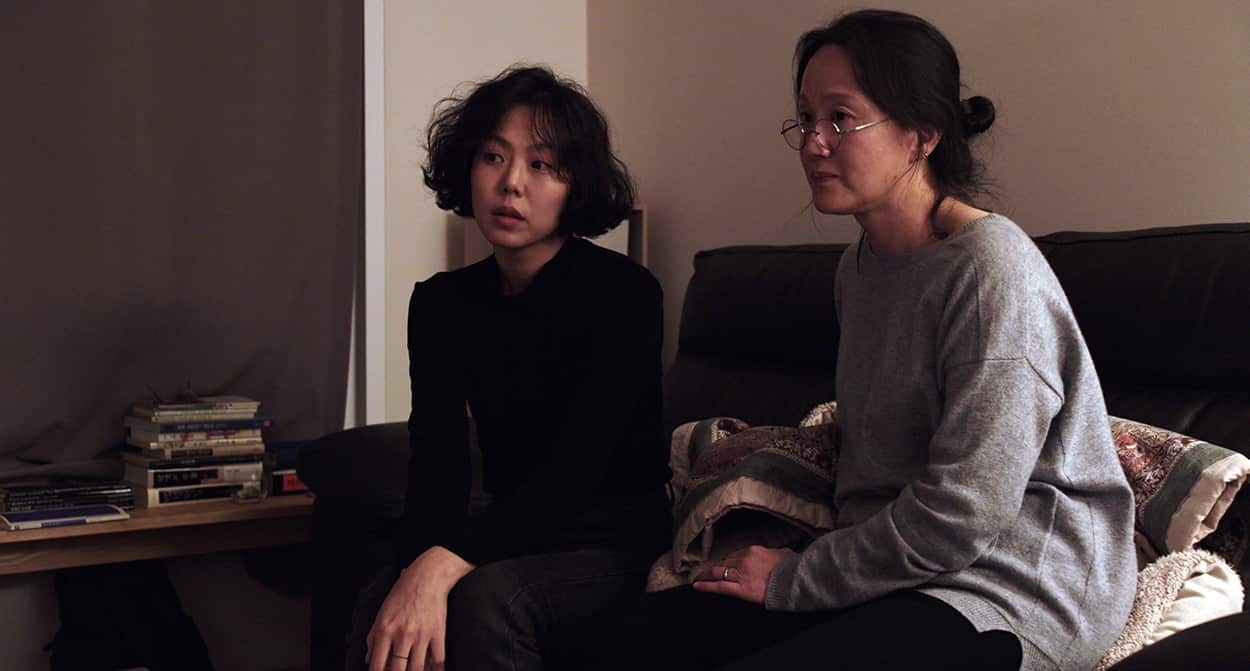 The Woman Who Ran, Kim Min-hee, Seo Young-hwa