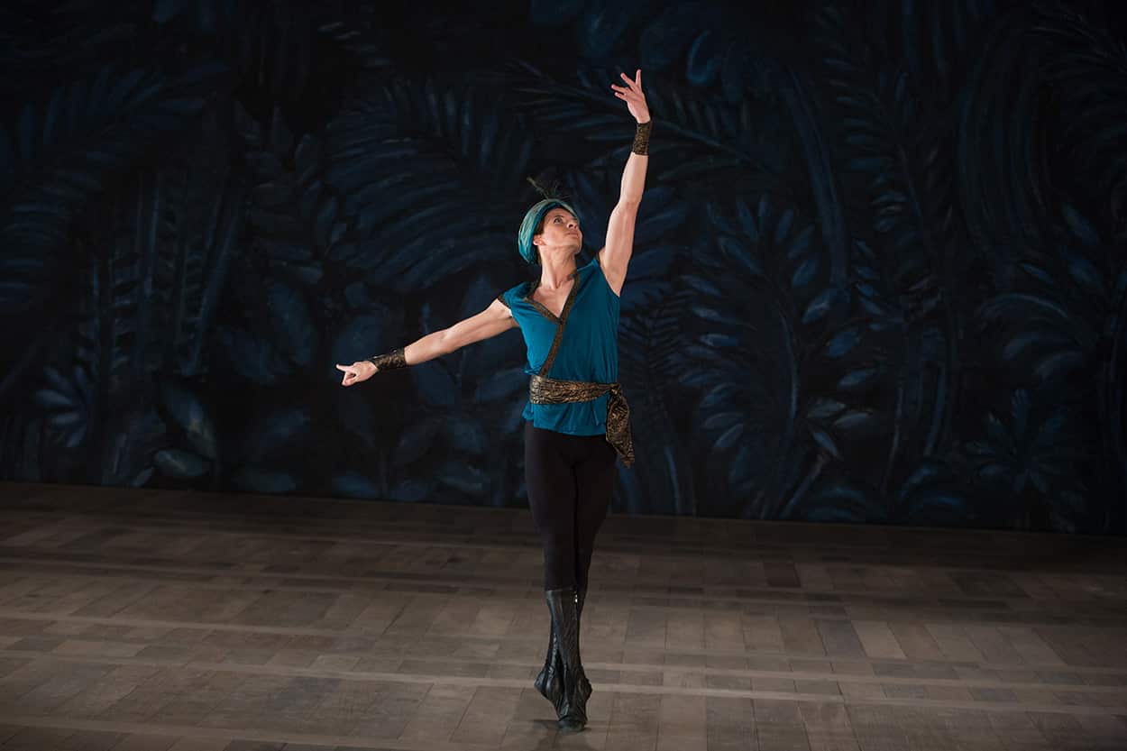 Oleg Ivenko as Rudolf Nureyev in The White Crow