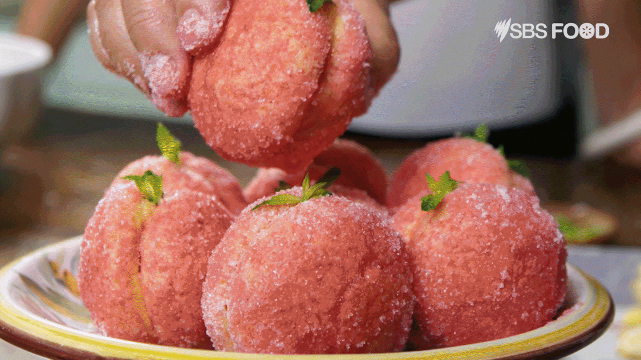 Silvia Colloca mini sponge cakes