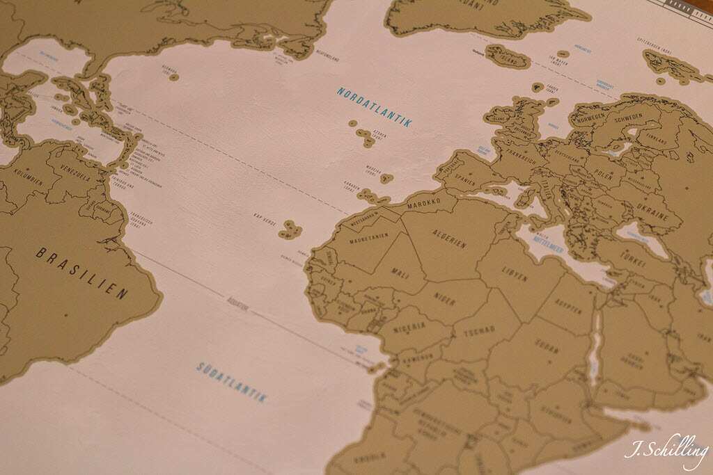 'scratch off' world map