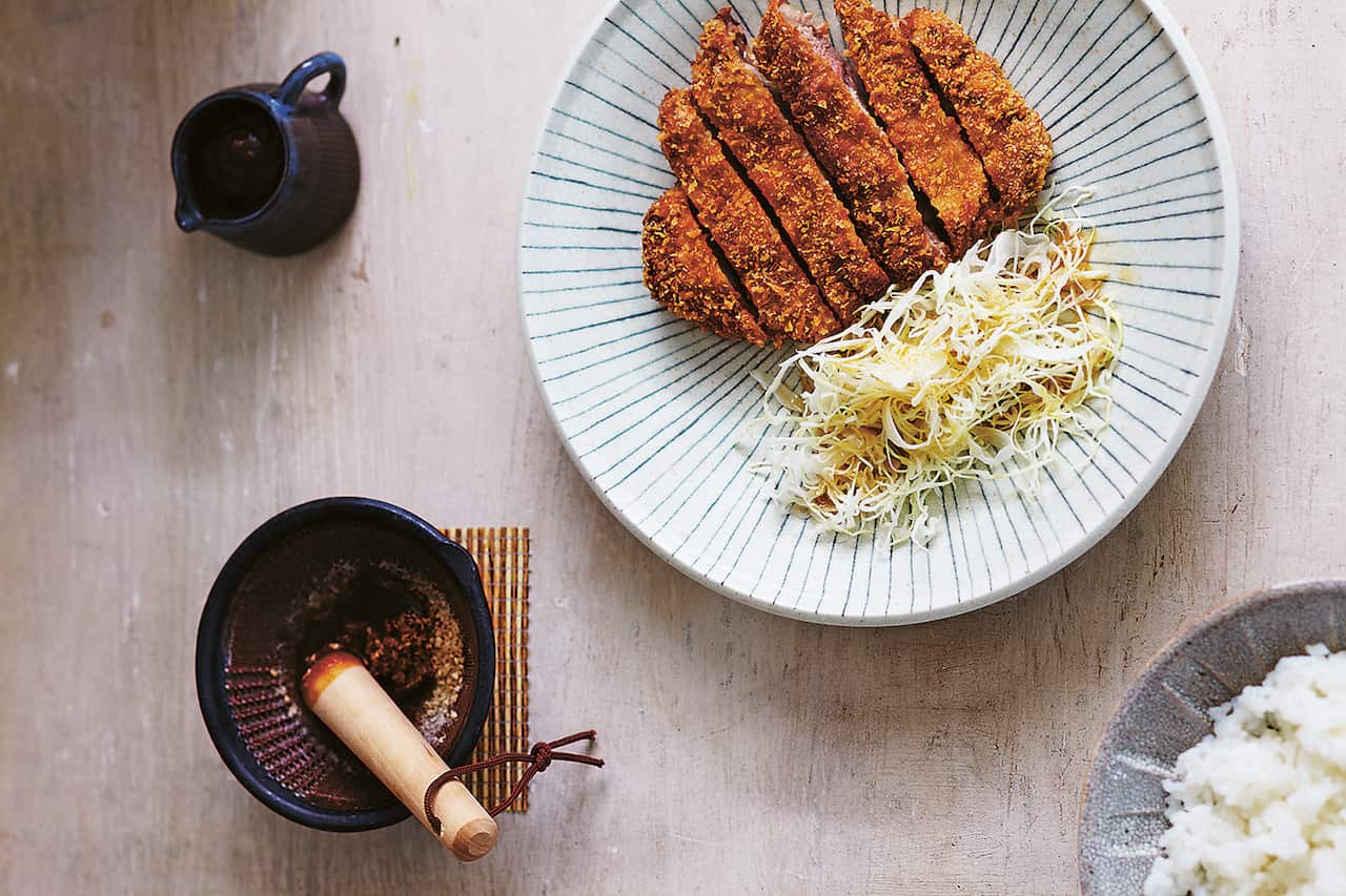 This style of Japanese breadcrumb is delicious, especially in pork cutlets (tonkatsu).