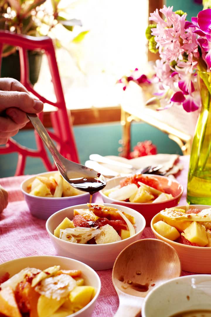 Spicy fruit salad (rujak)