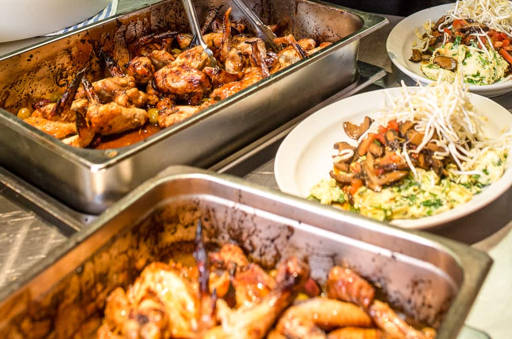 Honey-roasted chicken wings