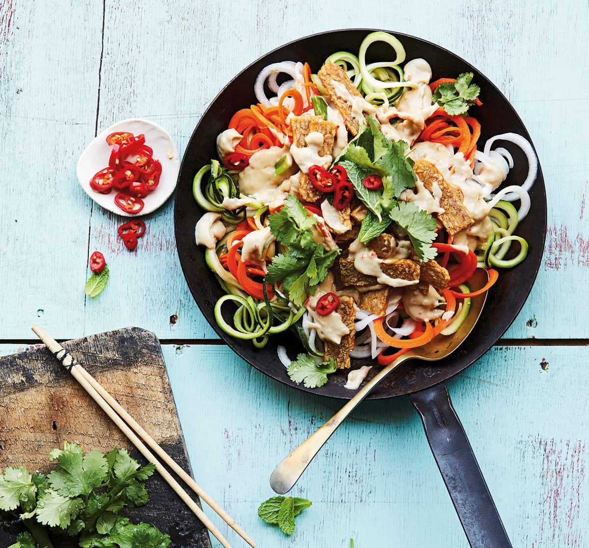 Tempeh satay with lime zoodles