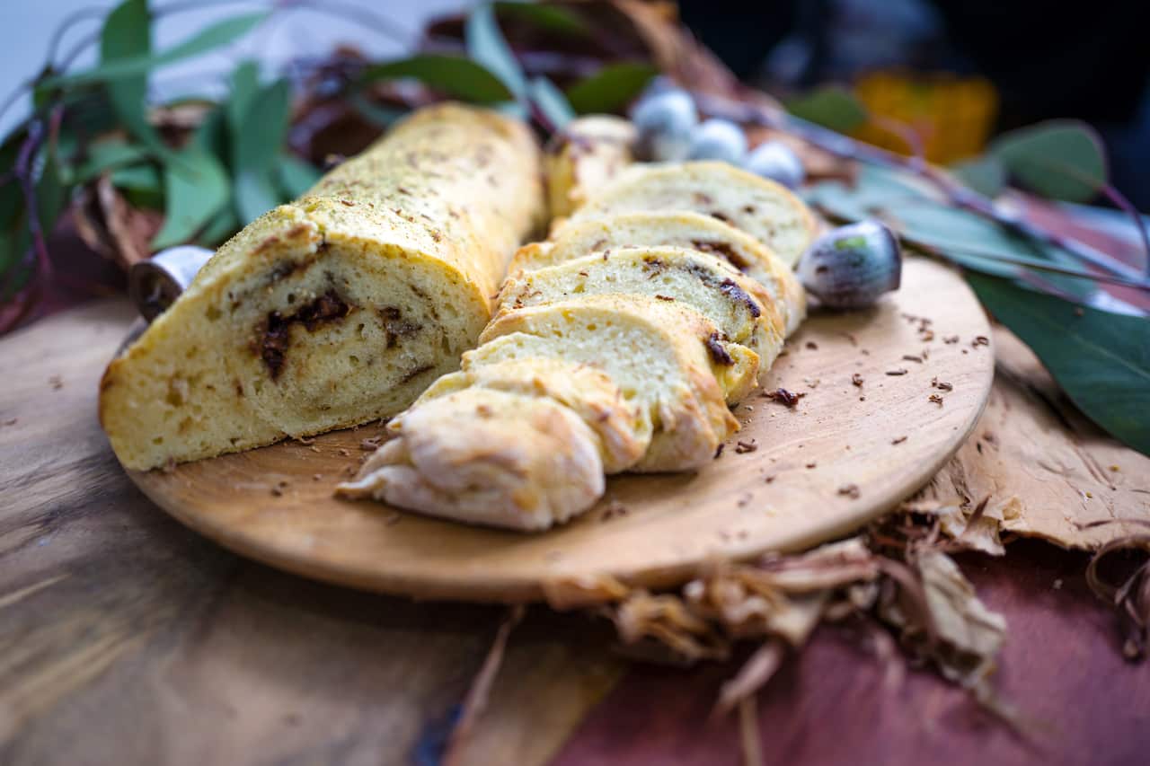 Lemon myrtle chocolate damper