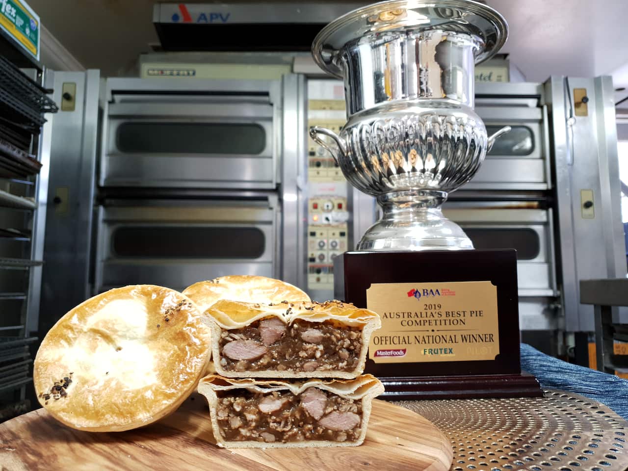 Pork and pepper pie winner Country Cob Bakery Kyneton