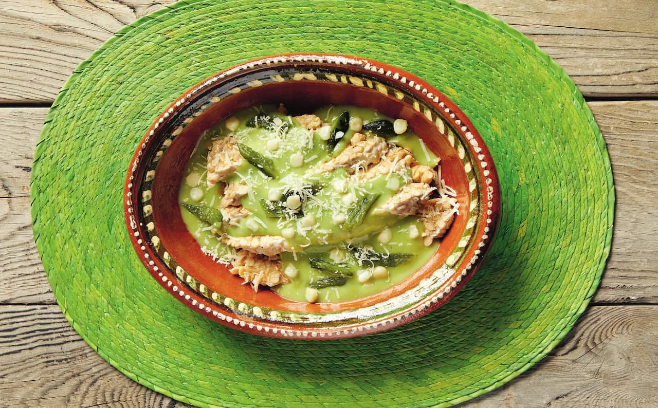Tempeh or tofu with corn and poblano sauce