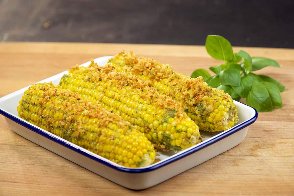 Pesto corn on the cob