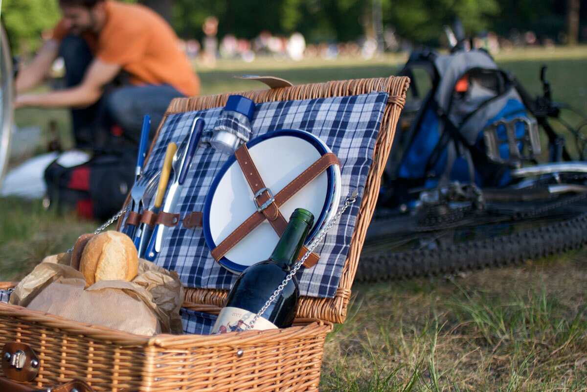 Picnic basket