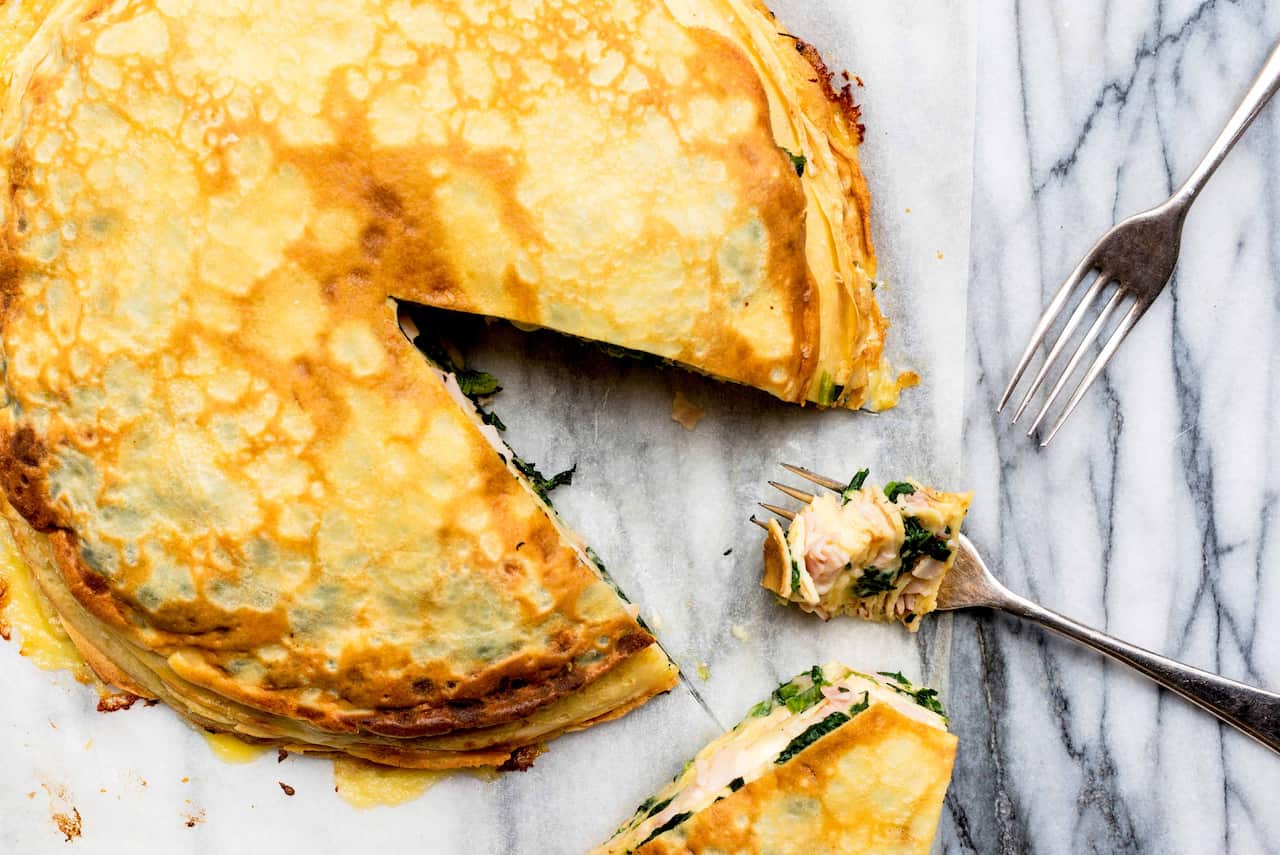 Crepe stack with spinach, ham and blue cheese (Torta salata di palacinche)