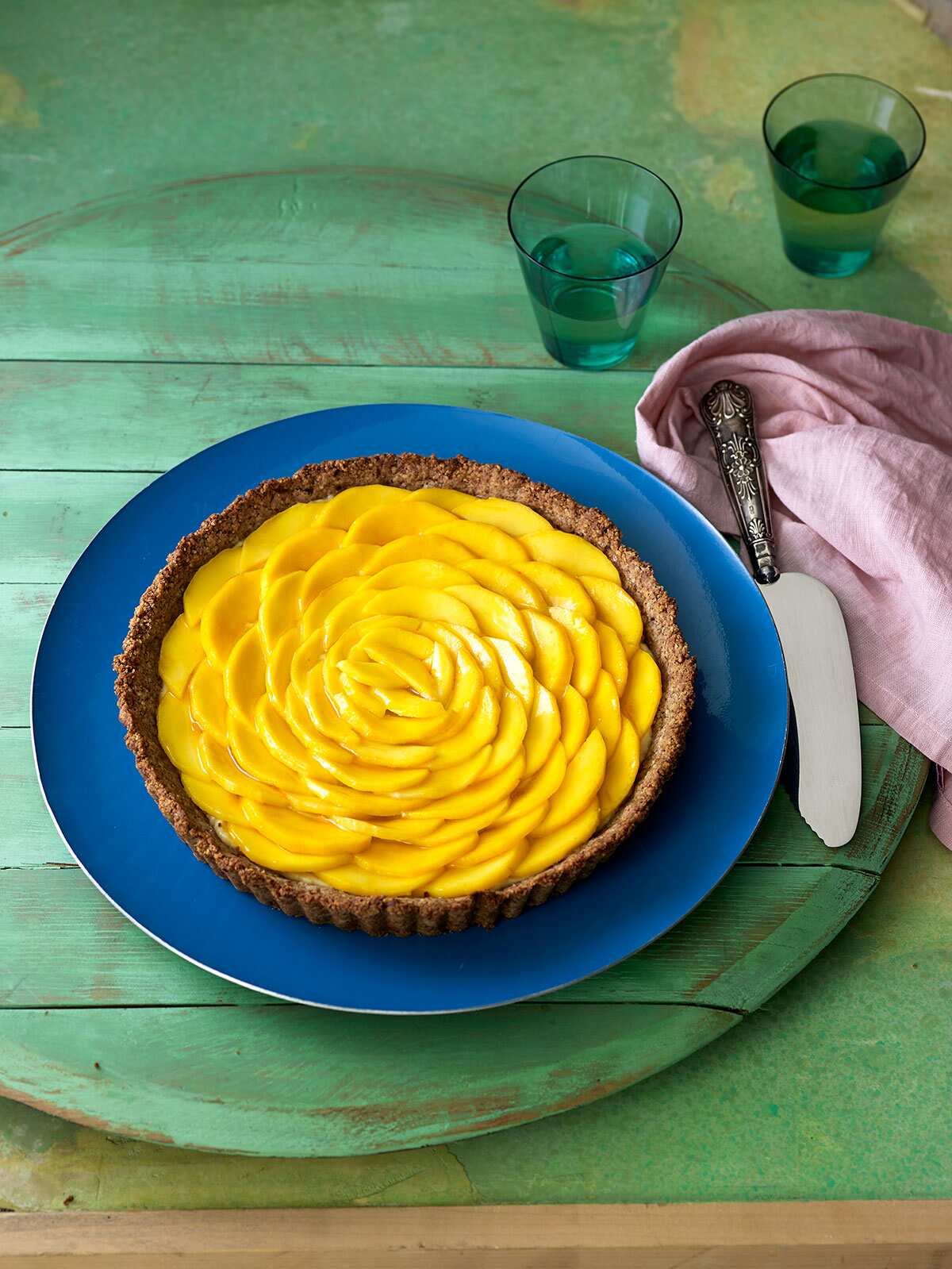 Chardonnay mango tart