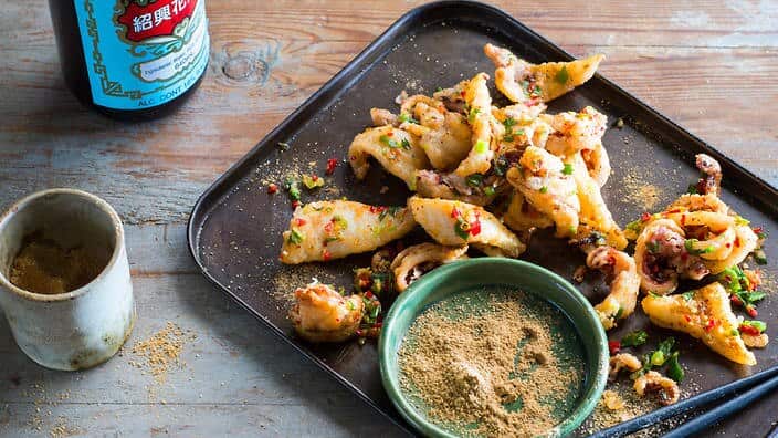 Salt and pepper squid so good your local Chinese takeaway will feel worried. (SBS Food)