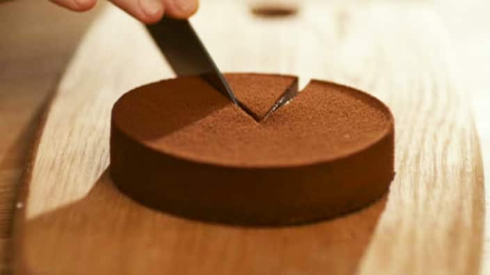 Heston's exploding chocolate gateau