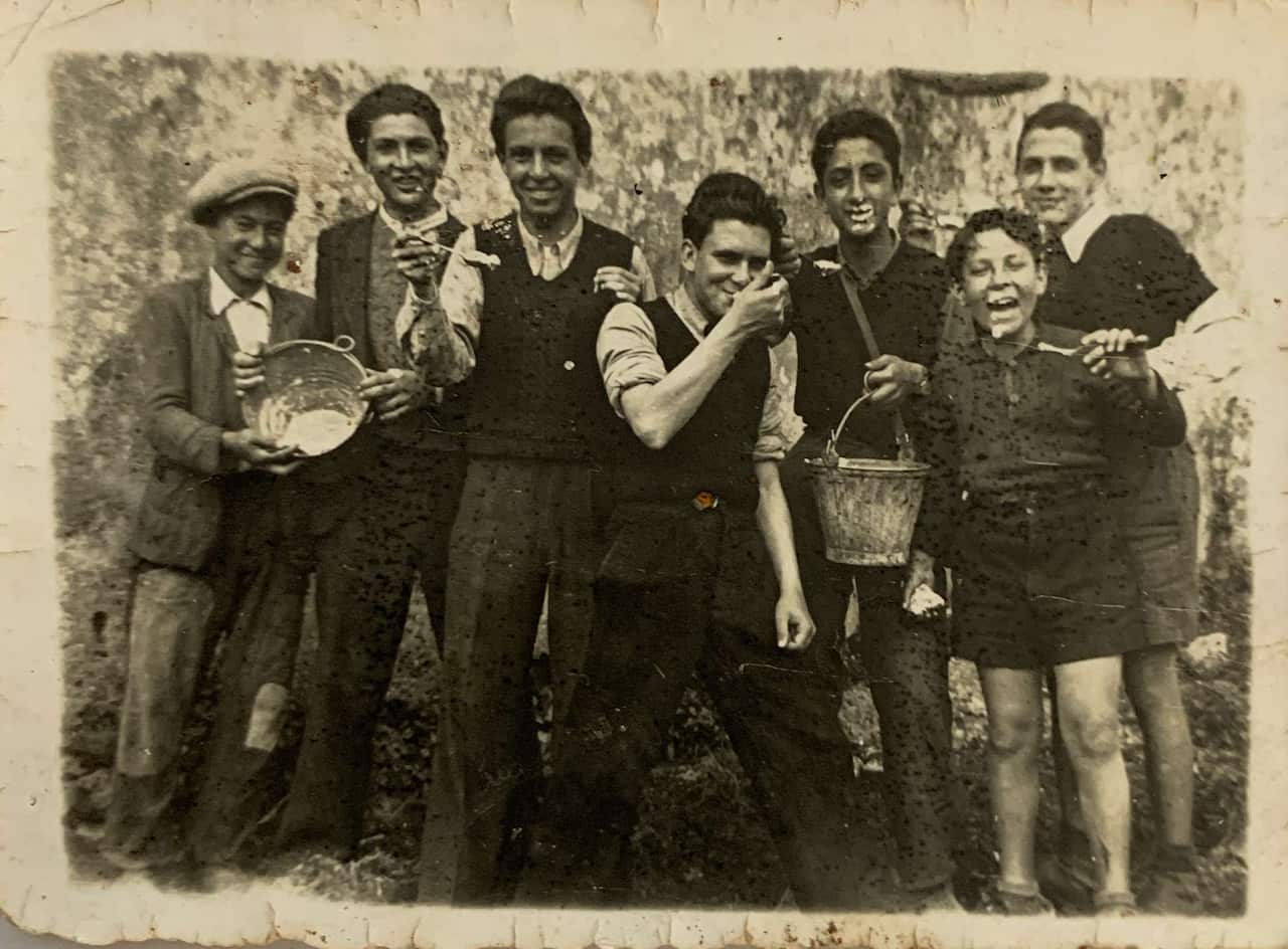 Ricotta calda eaten in Floridia