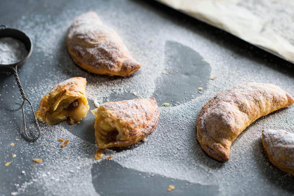 Apple-Turnovers.jpg