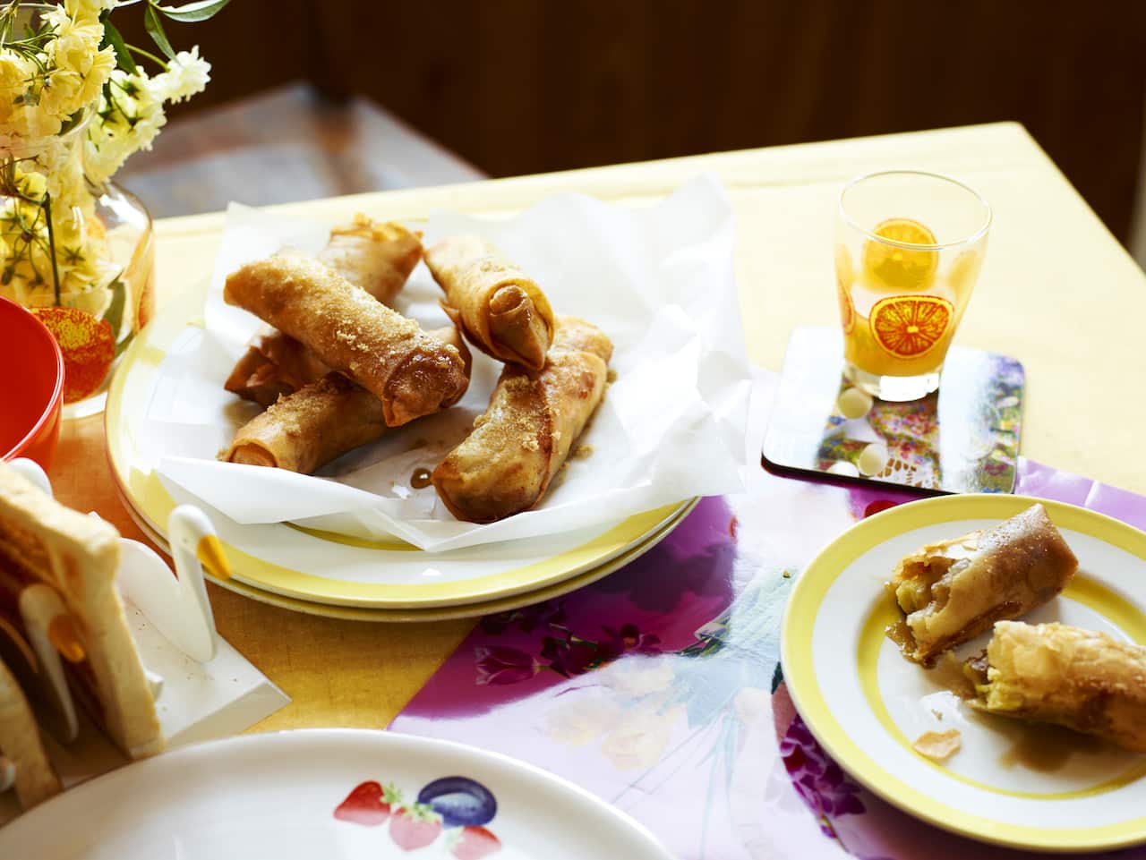 Caramel banana spring rolls (turon)
