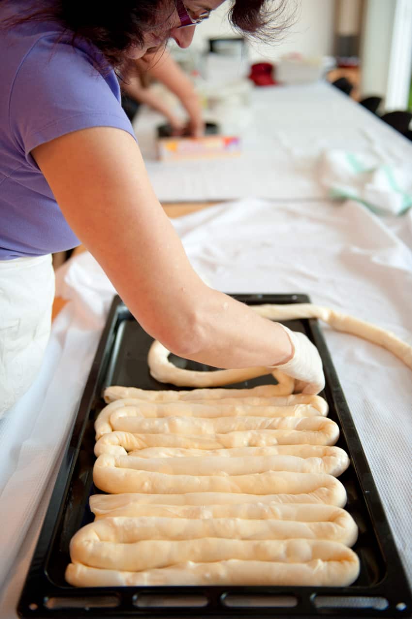 Celebrate---Serbian-Slava---snake-pastry.jpg