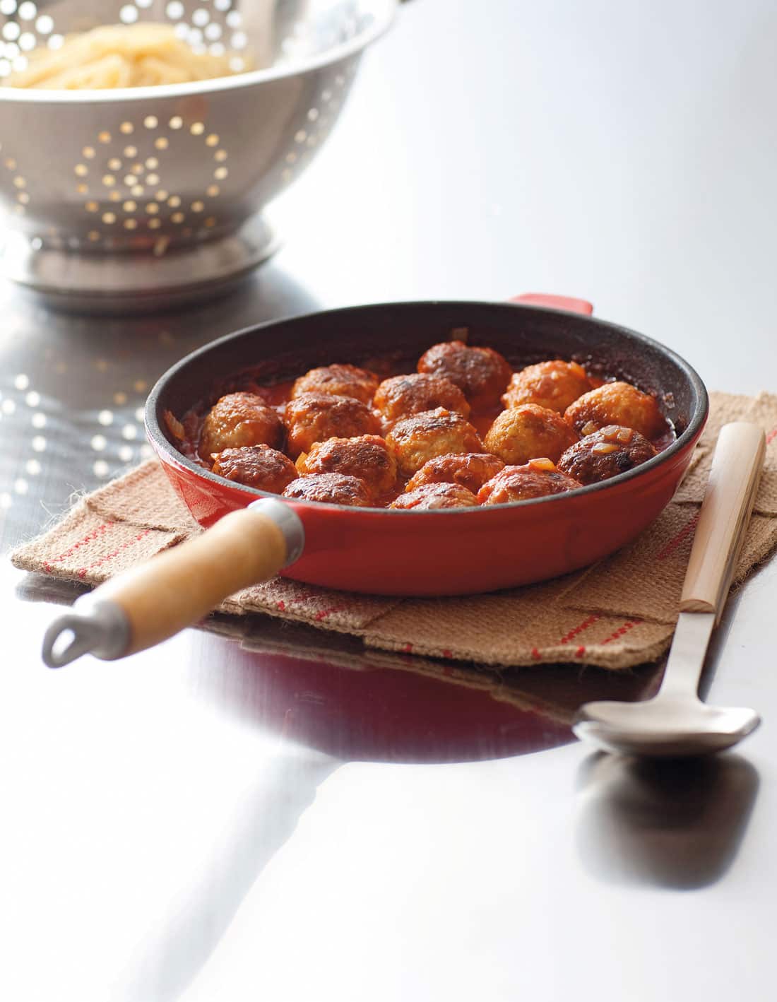 Chicken meatballs with tomato sauce