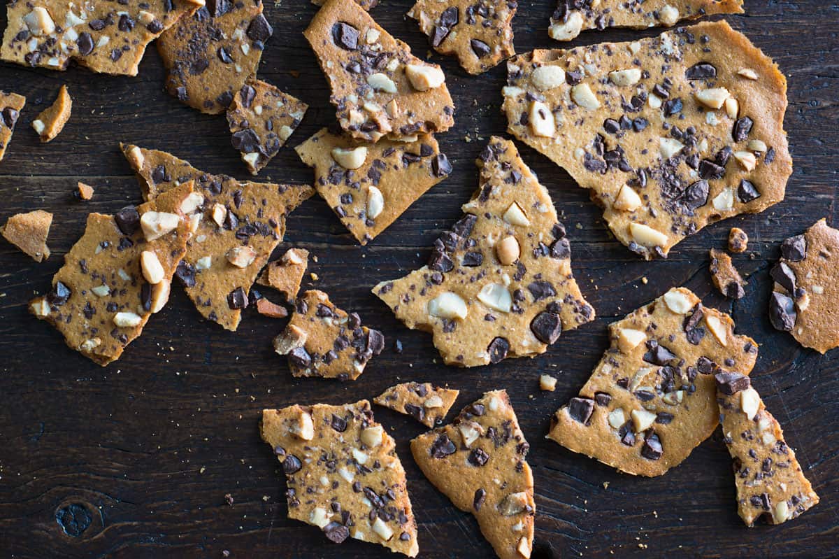 Chocolate macadamia honey wafers