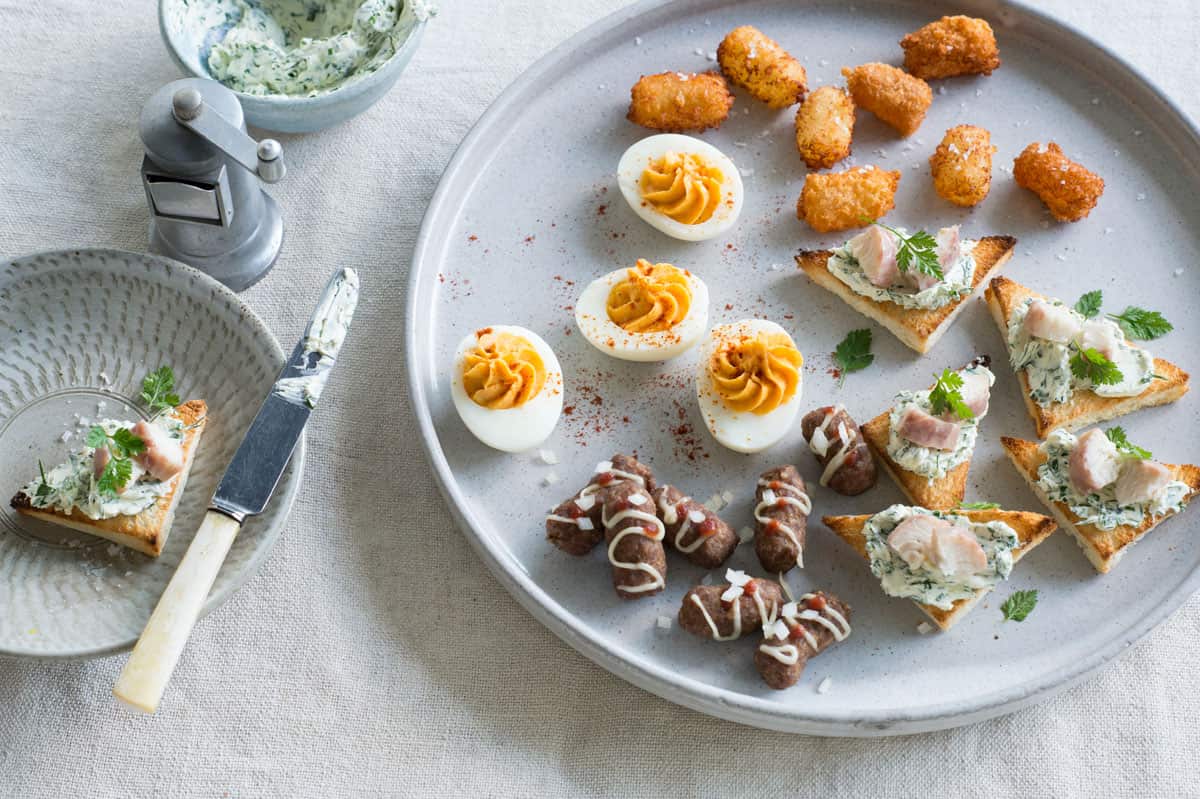 Curried-eggs,-croquettes,-frikadellen,-eel-toasts.jpg